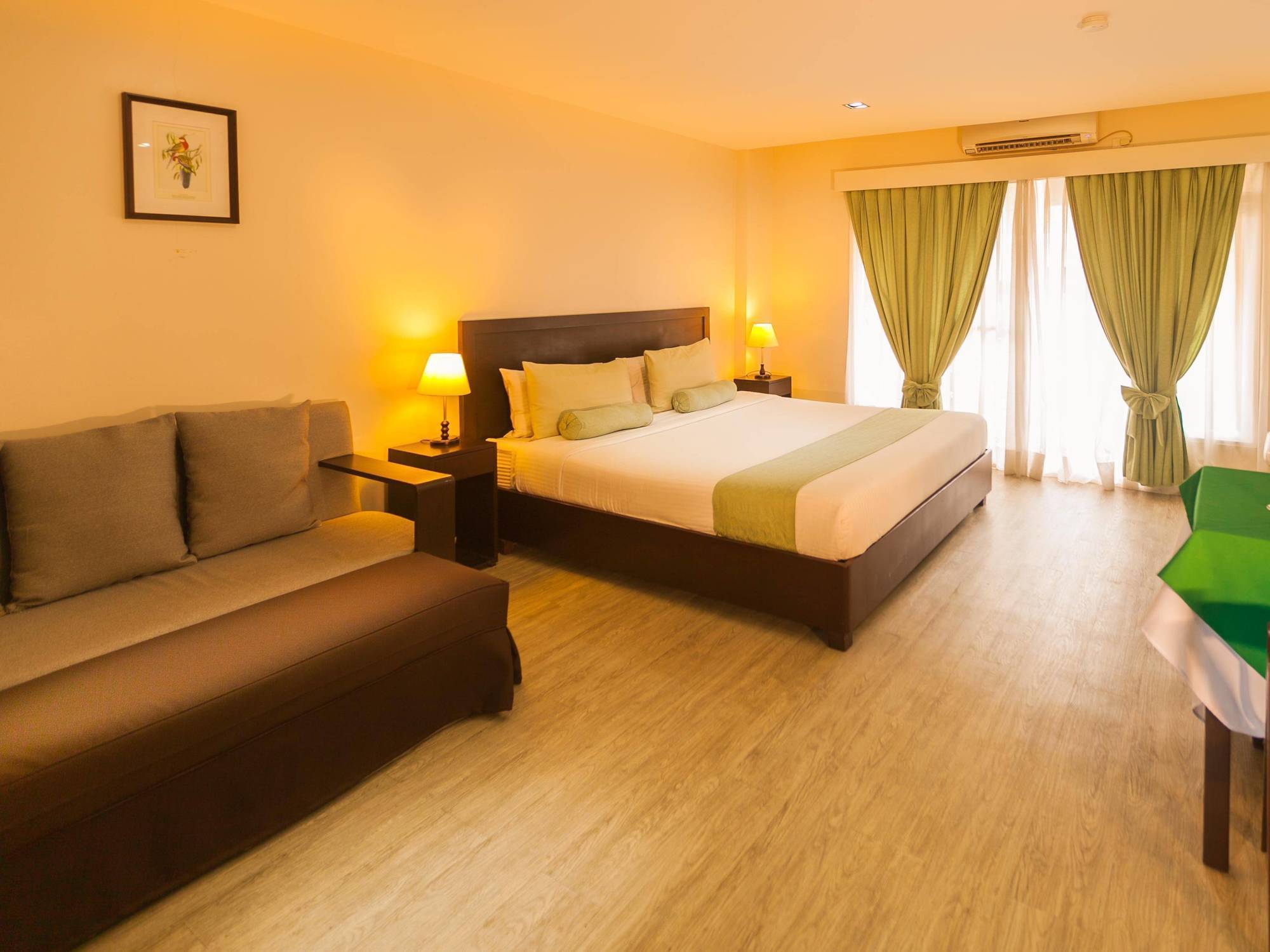 Subic Coco Hotel Olongapo Bagian luar foto