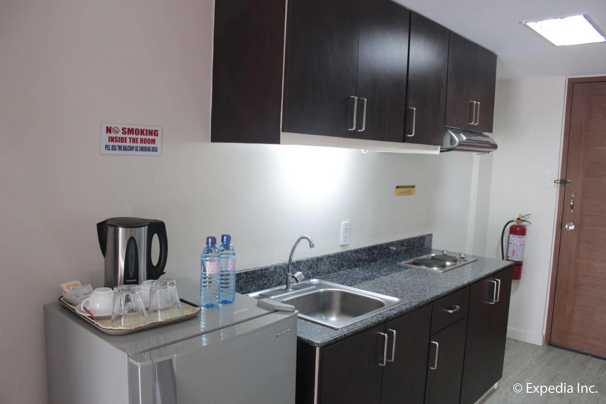 Subic Coco Hotel Olongapo Bagian luar foto